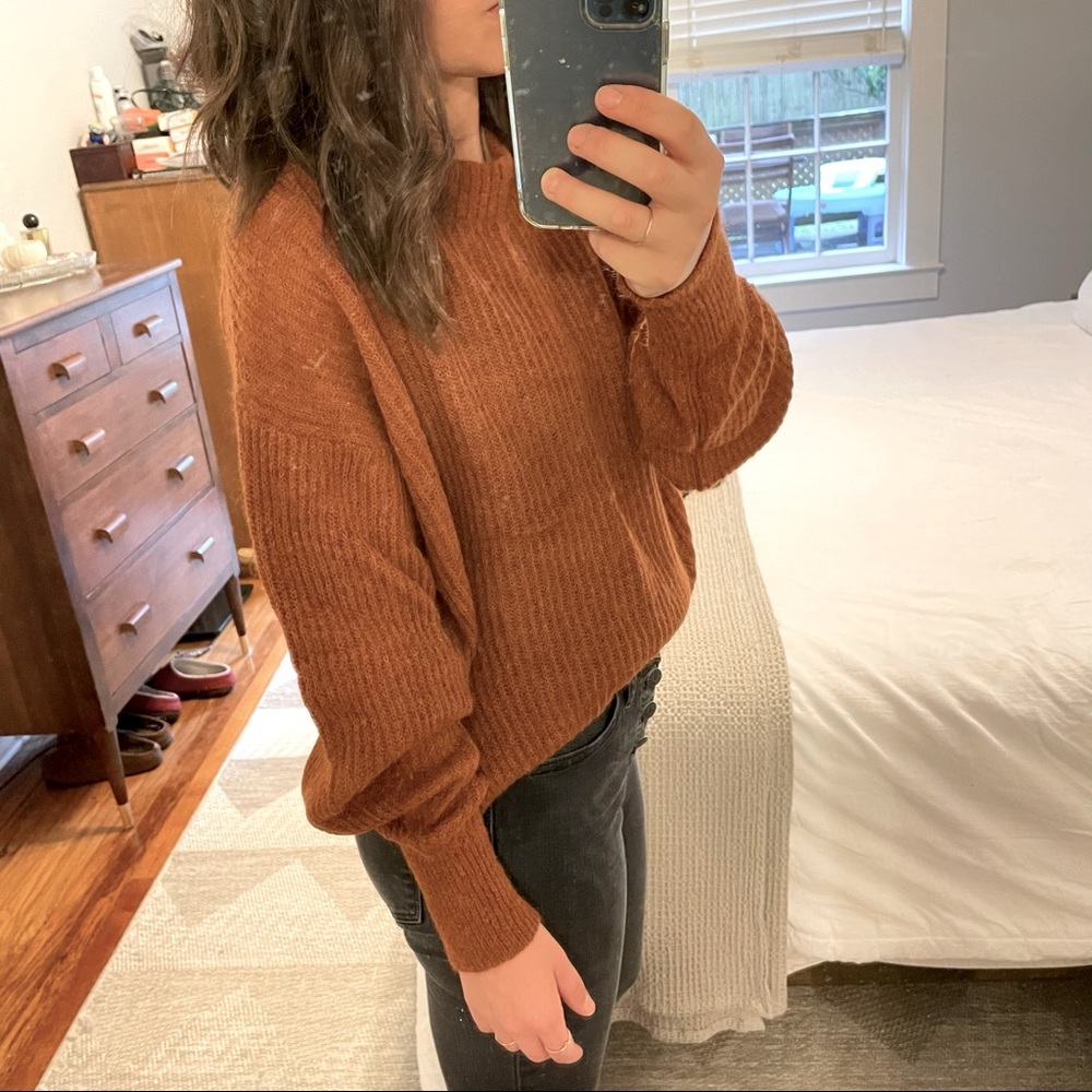 Everlane Oversized Alpaca Crew - M - Rust